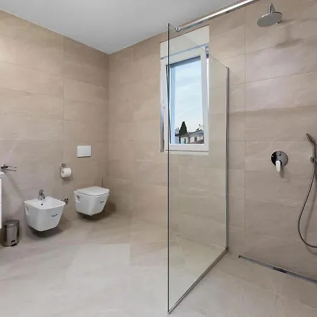 Lijepa Kuca Za Odmor I Opustanje S Obitelji Holiday home