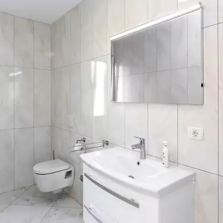 Lijepa Kuca Za Odmor I Opustanje S Obitelji Holiday home Pula